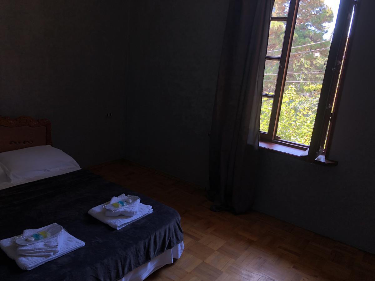 Lucky Family Hotel Tbilisi Eksteriør bilde