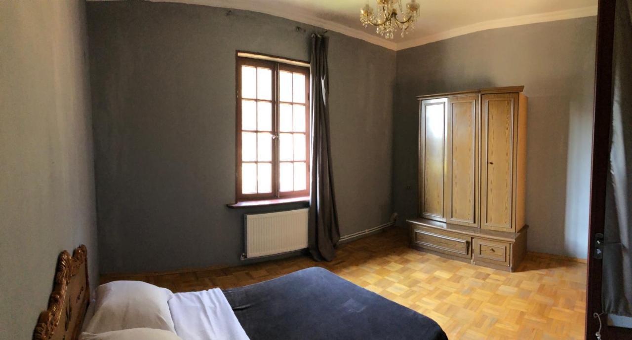Lucky Family Hotel Tbilisi Eksteriør bilde