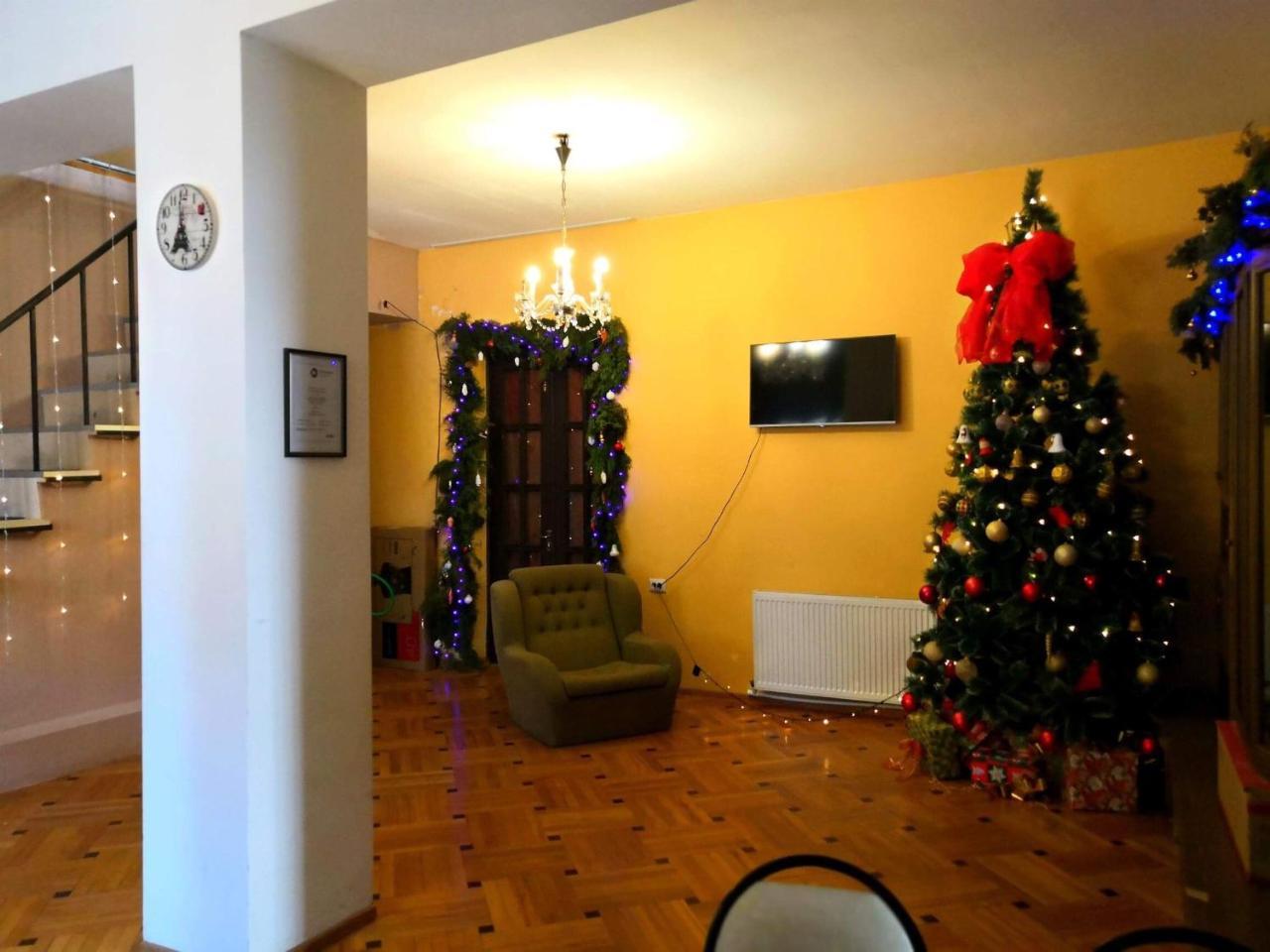 Lucky Family Hotel Tbilisi Eksteriør bilde