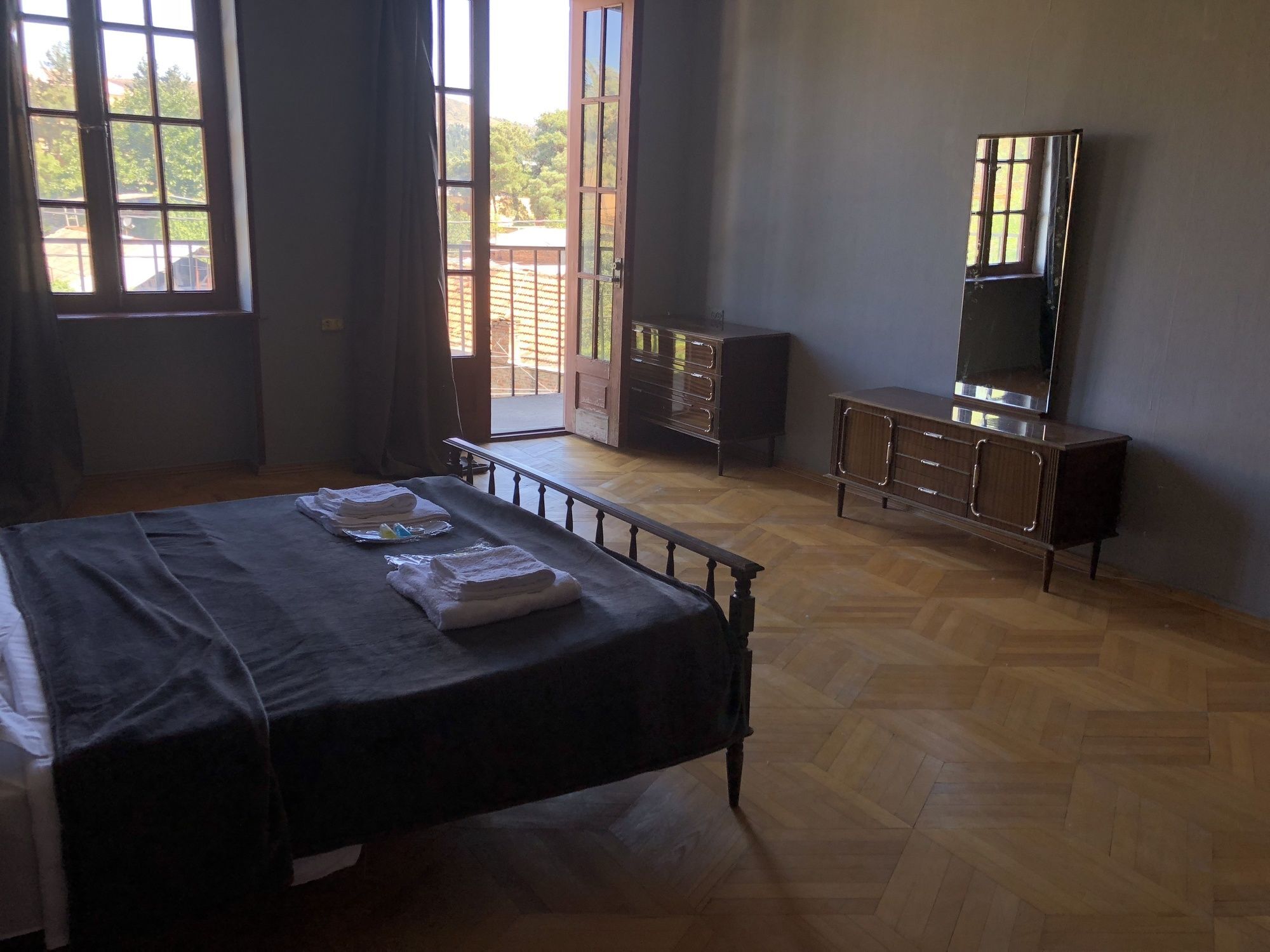 Lucky Family Hotel Tbilisi Eksteriør bilde