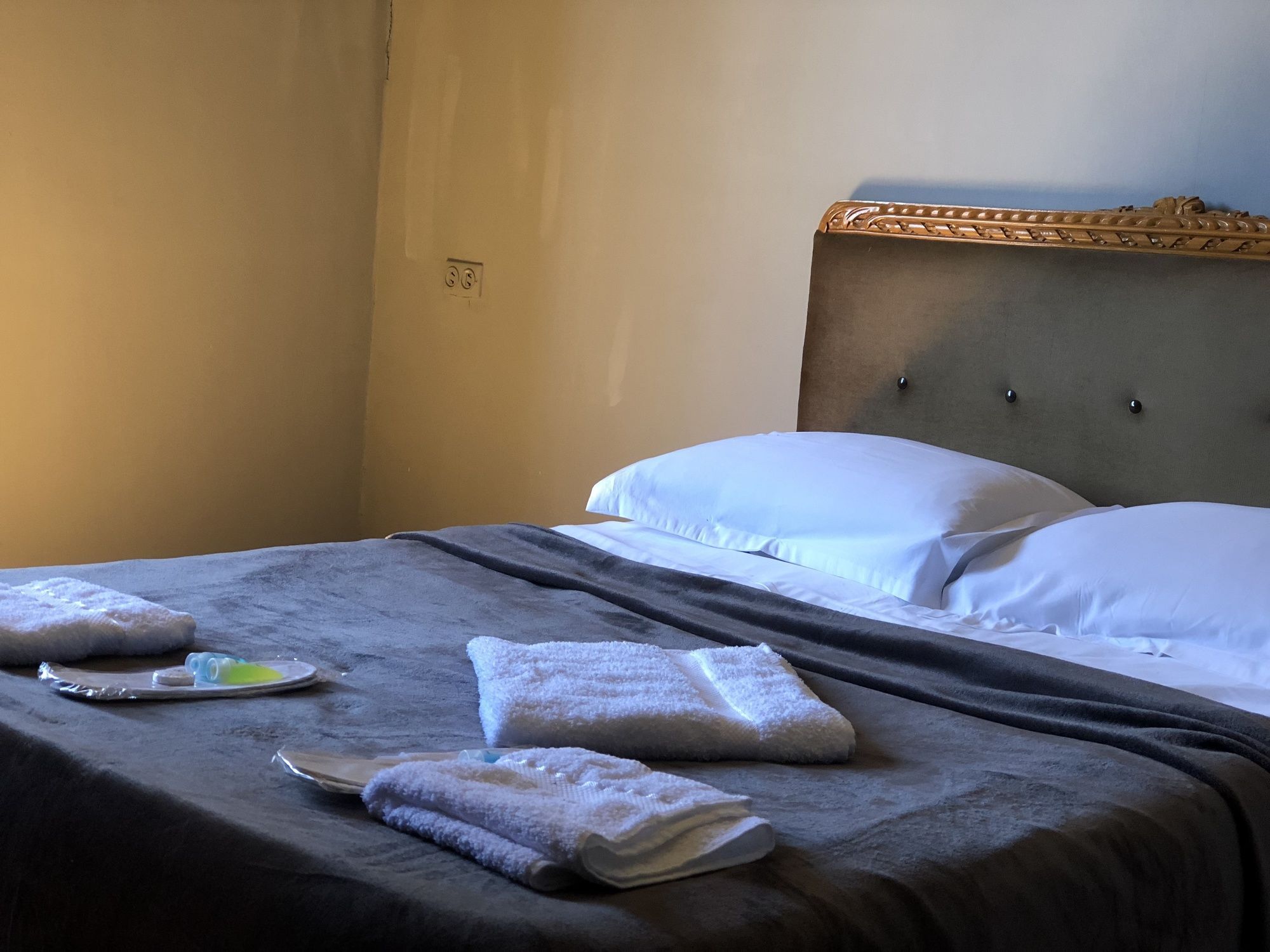 Lucky Family Hotel Tbilisi Eksteriør bilde